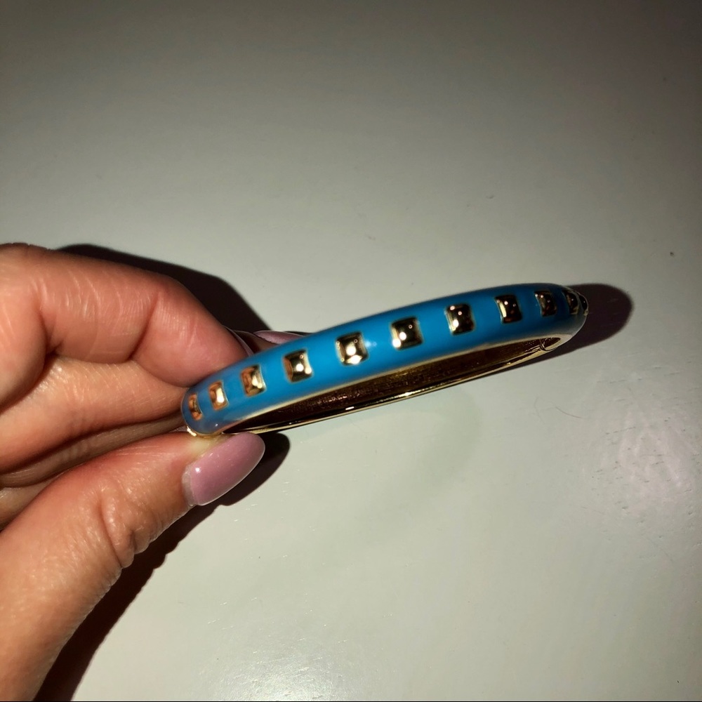 J CREW BLUE Enamel HINGE-CLOSE BANGLE ⭐️🔷